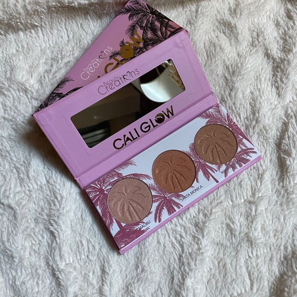 beauty creations cali glow highlight palette - Picture 1 of 5